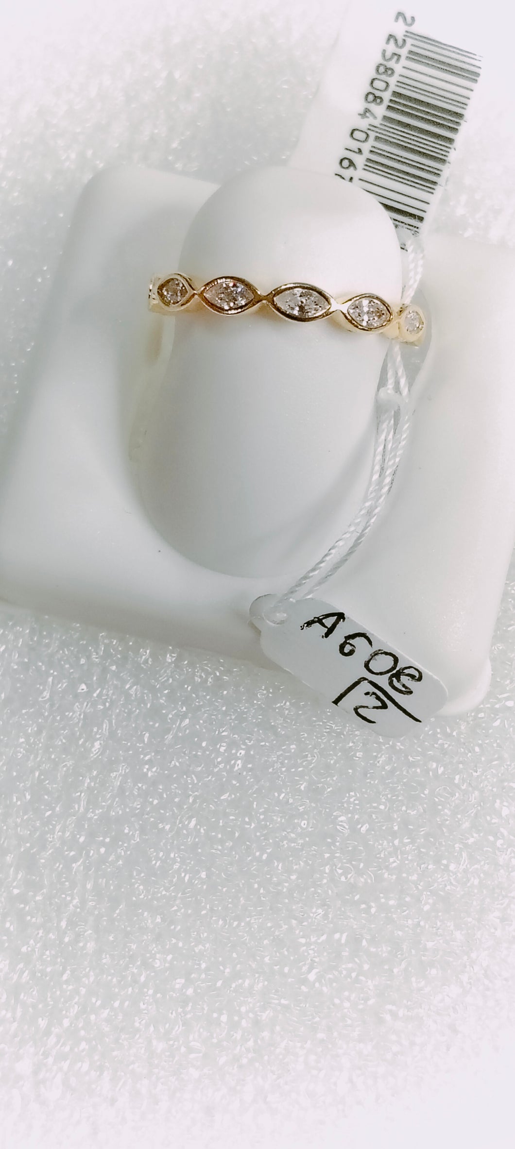 608 Silvery Jewelry