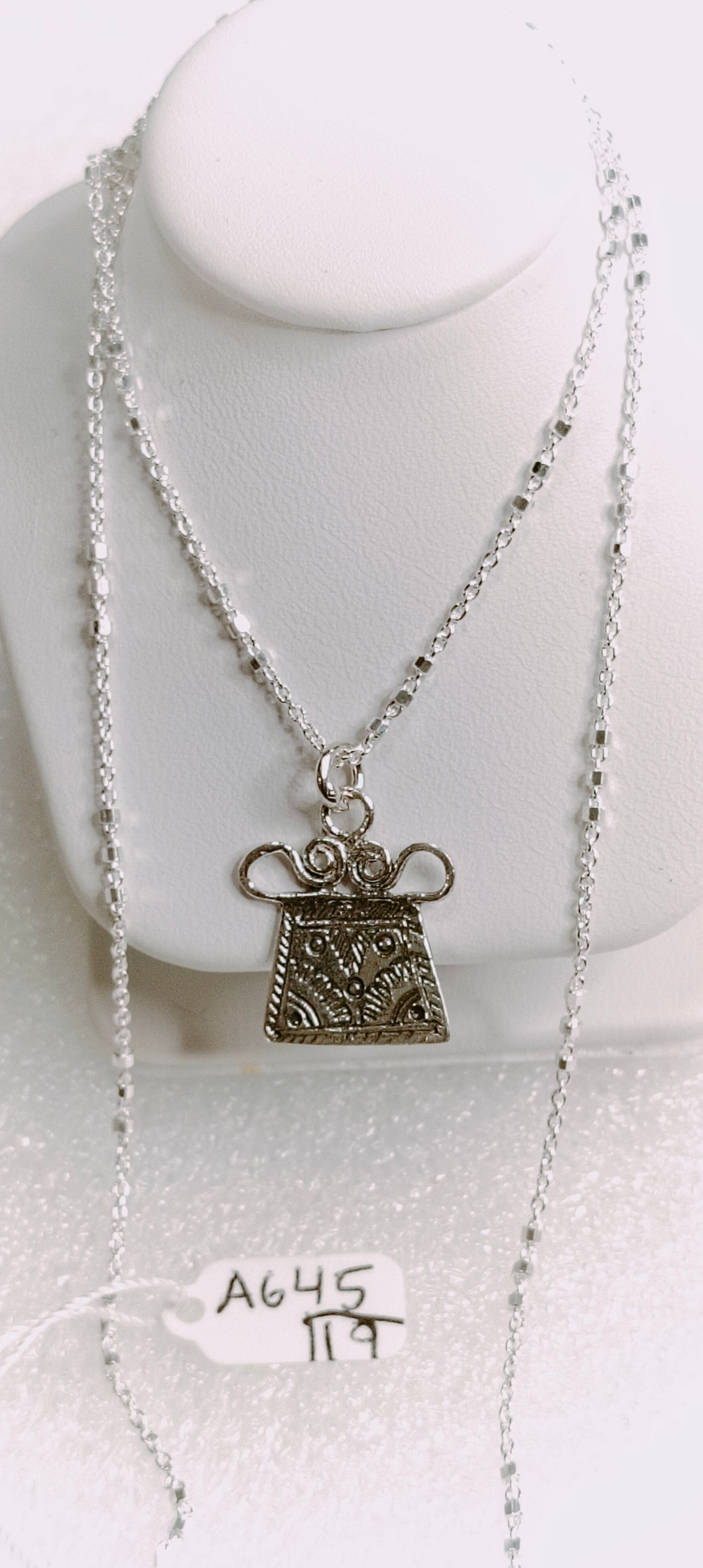 645 Silvery Jewelry