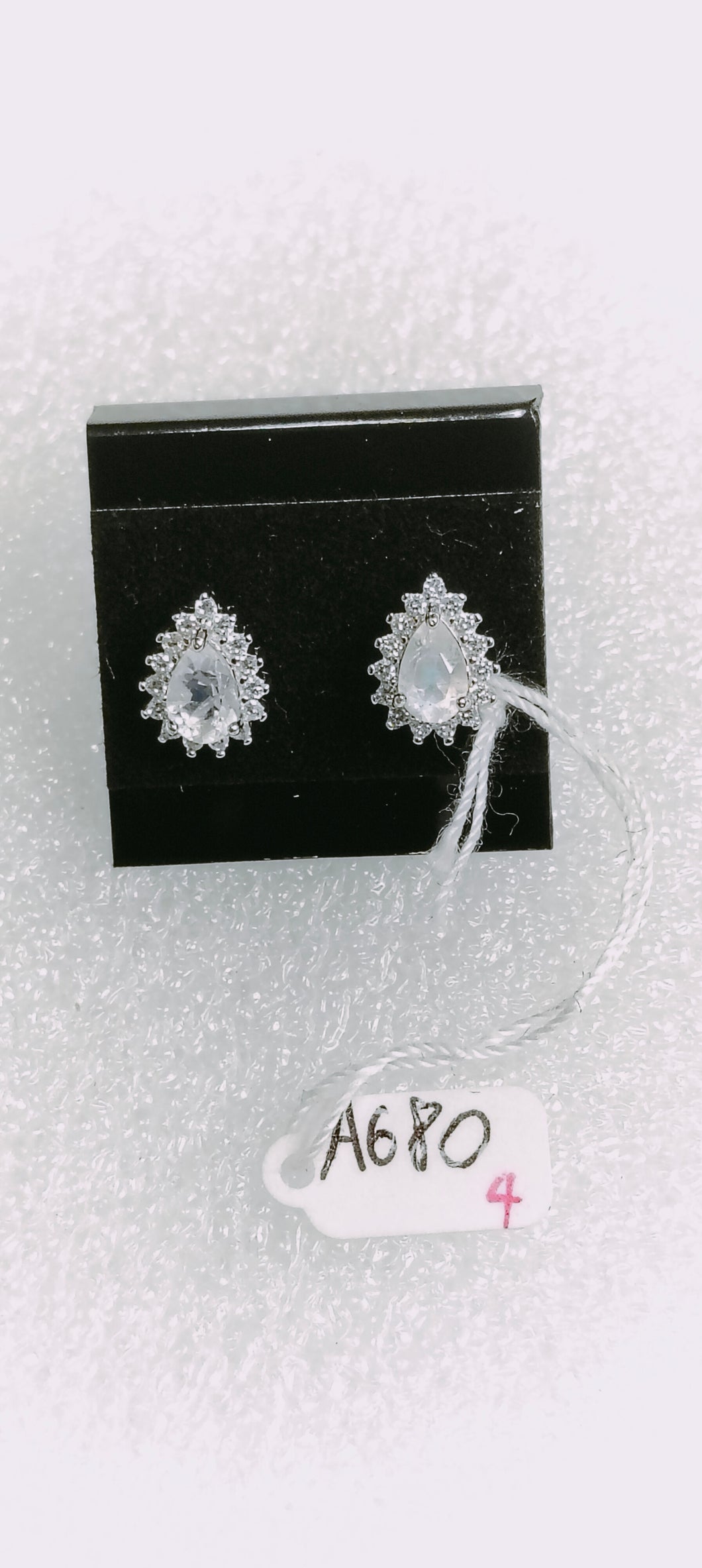 680 Silvery Jewelry