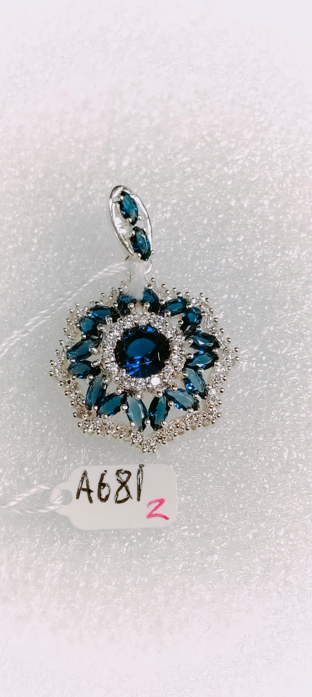 681 Silvery Jewelry