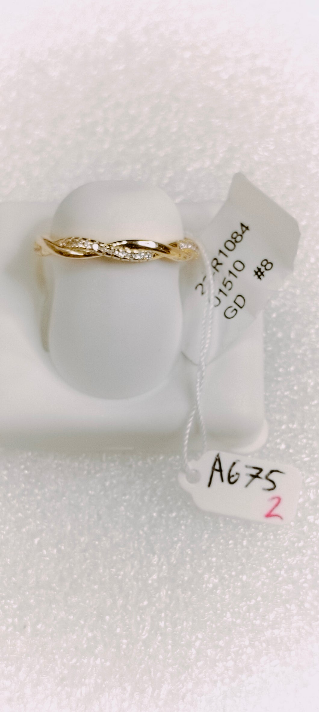675 Silvery Jewelry