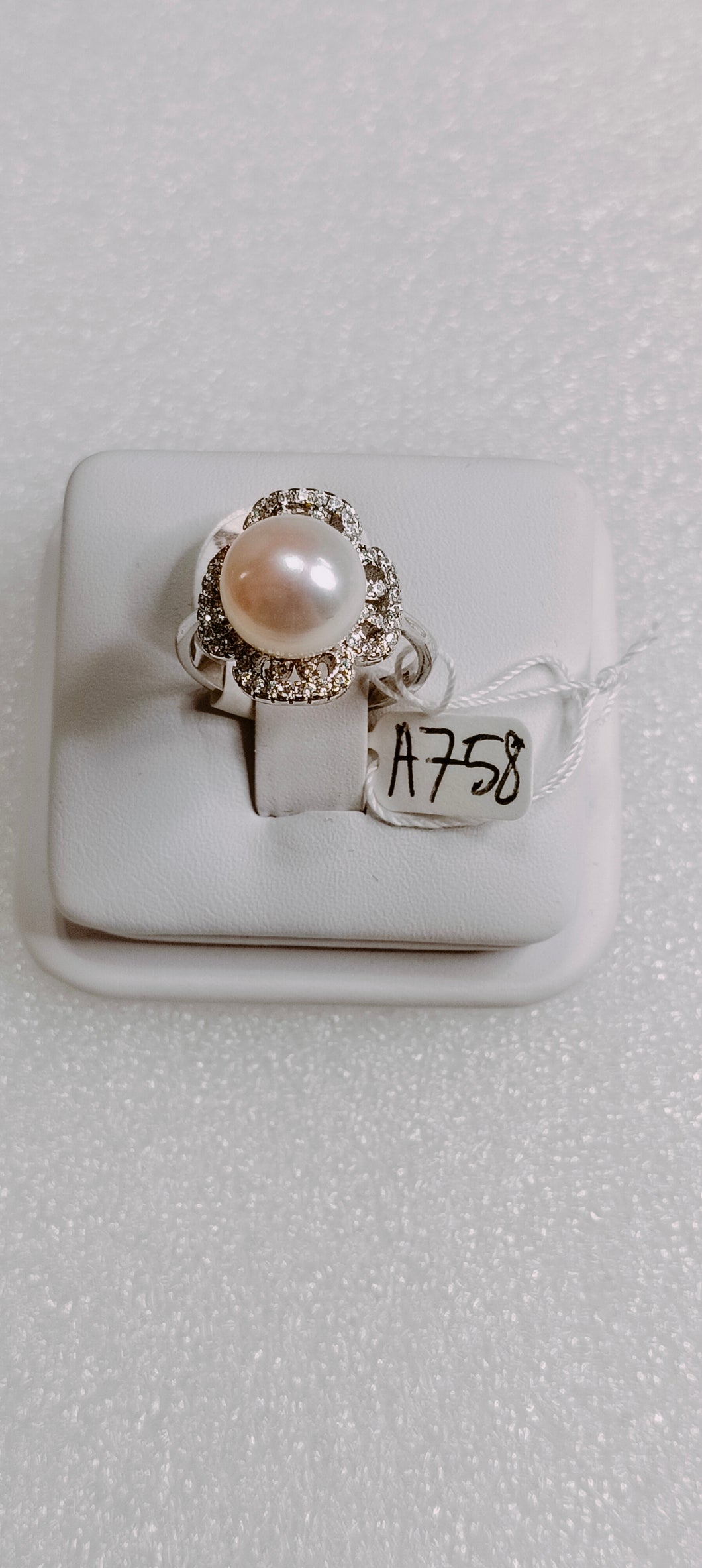 758 Silvery Jewelry