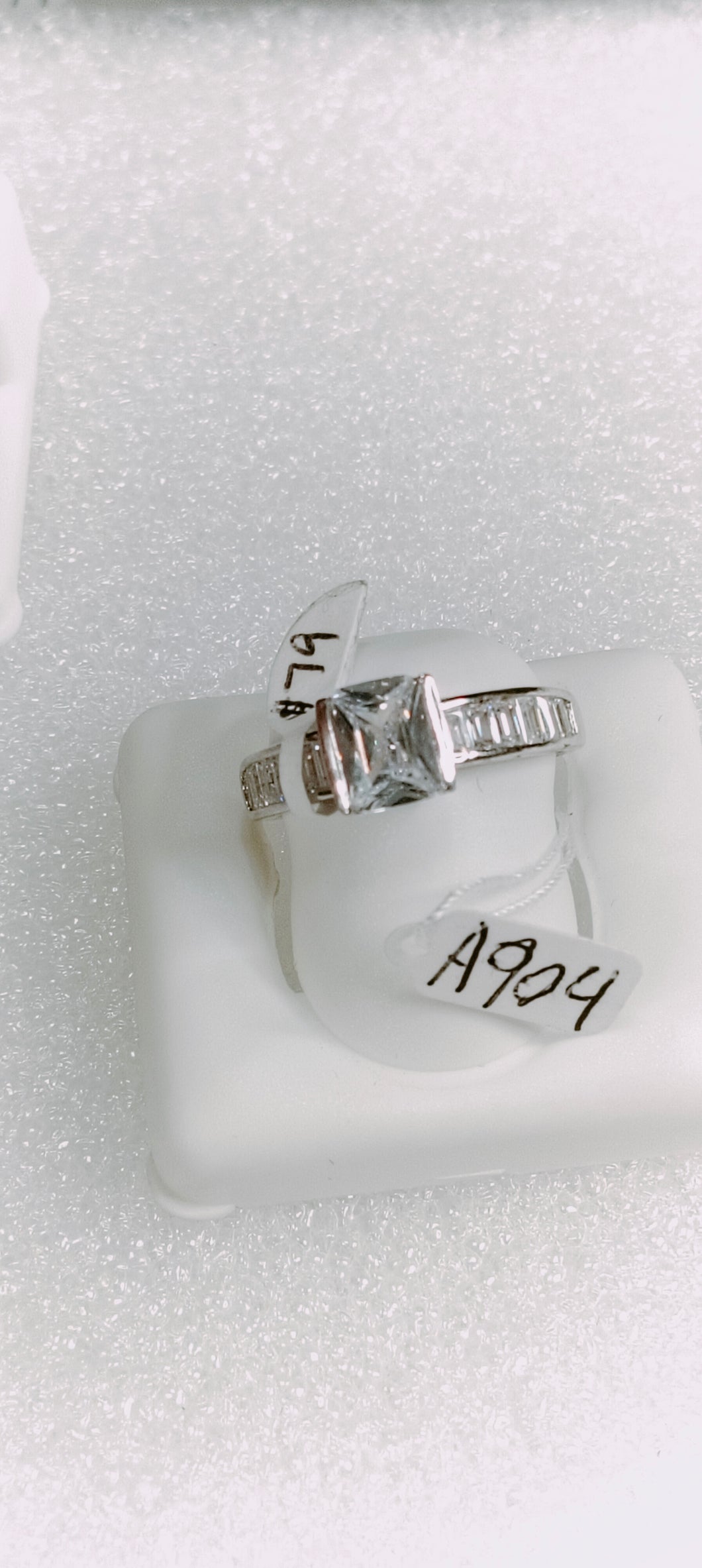 904 Silvery Jewelry