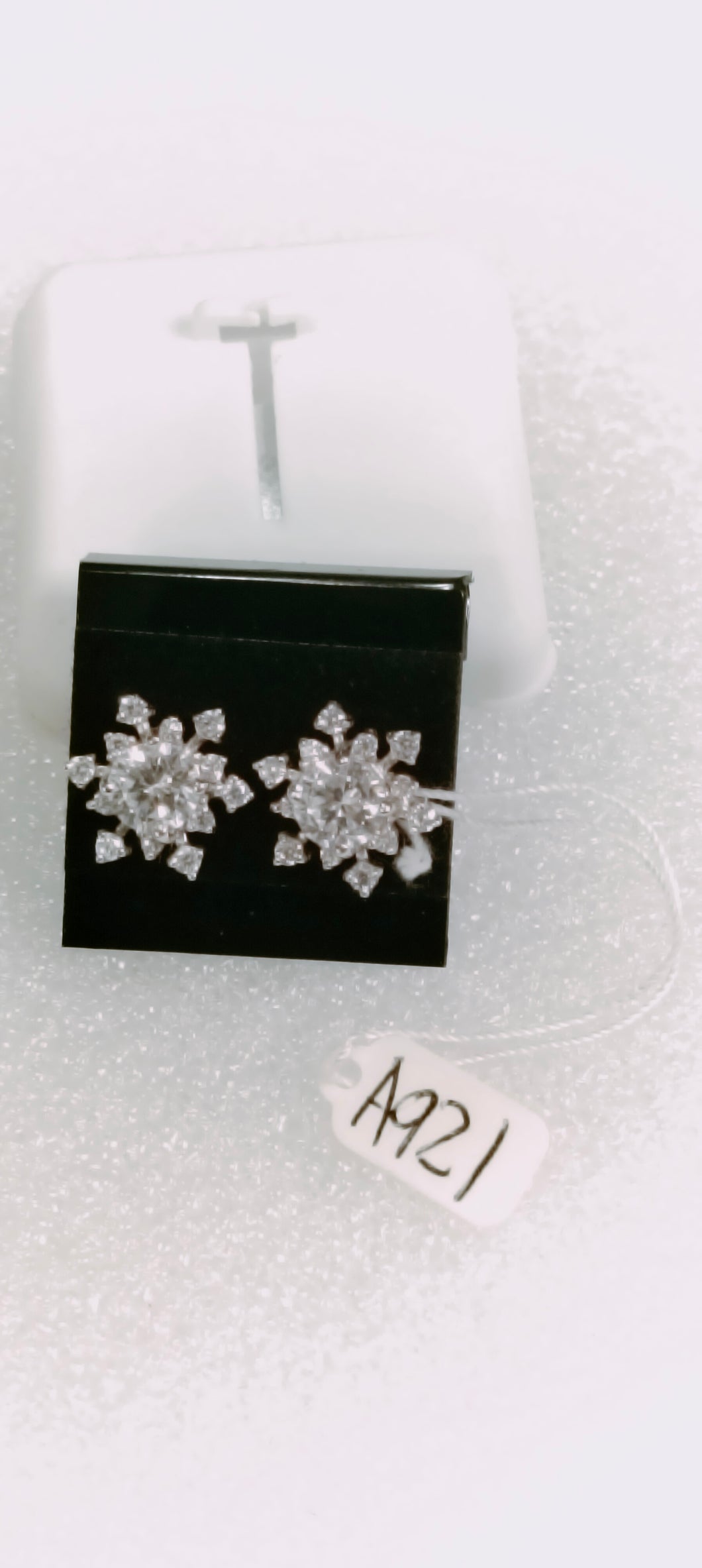 921 Silvery Jewelry
