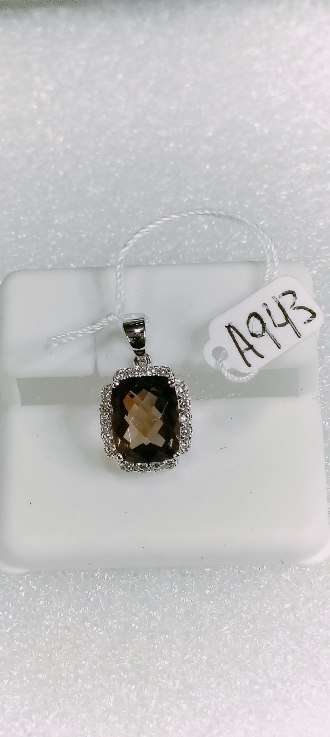 943 Silvery Jewelry